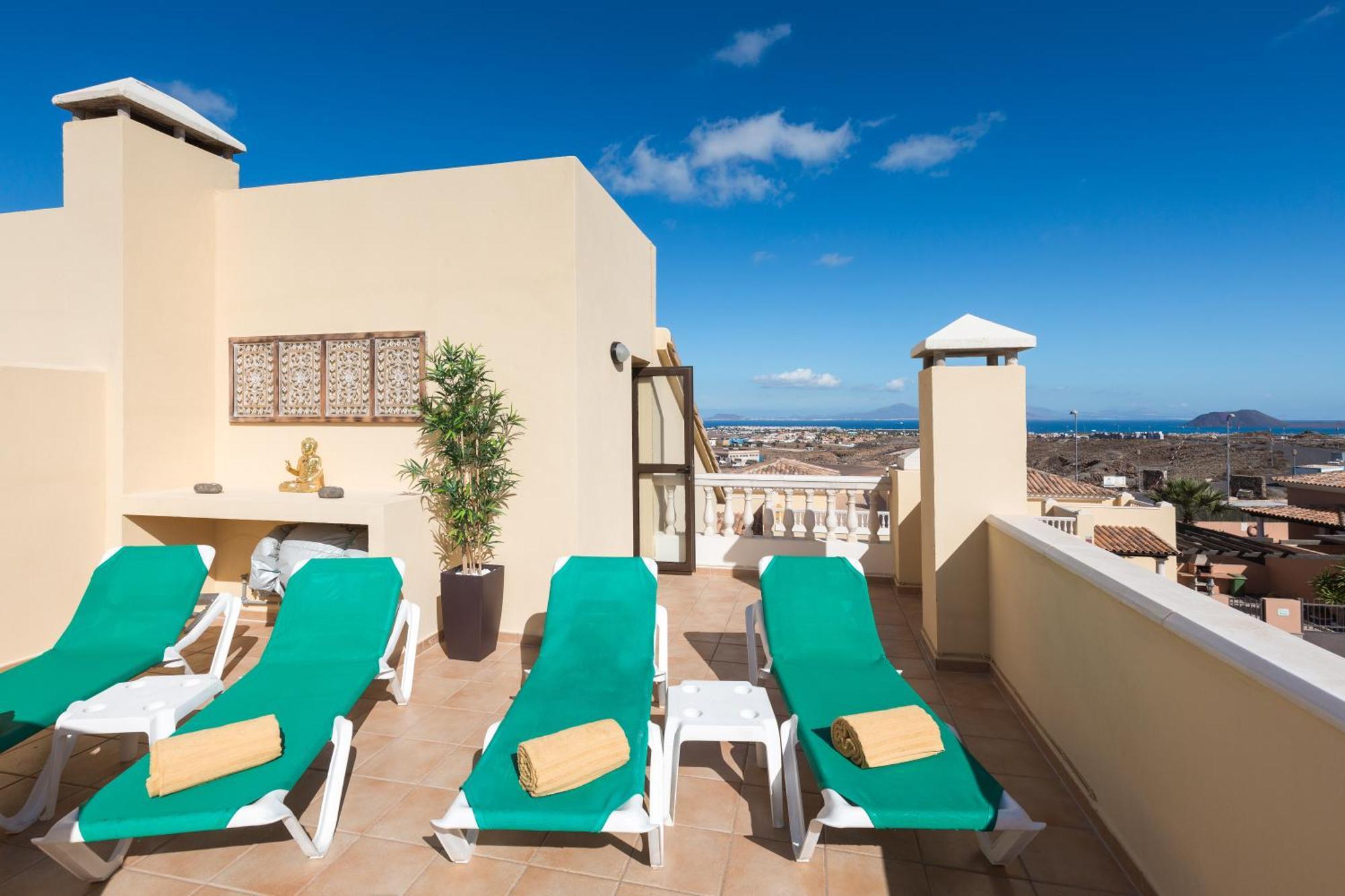 קורלחו Home2Book Private Pool & Terrace, Aloha Sun Villa מראה חיצוני תמונה