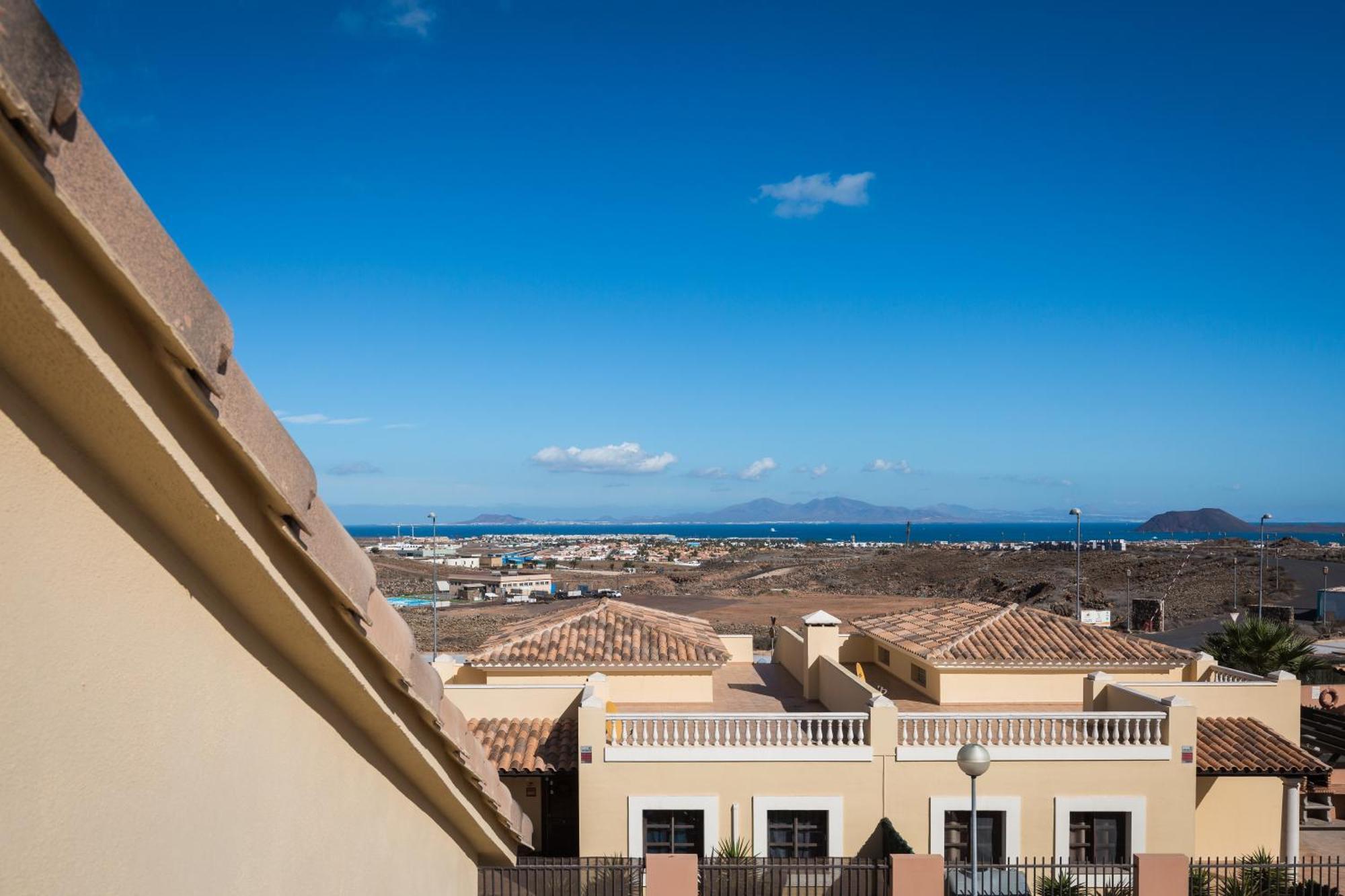 קורלחו Home2Book Private Pool & Terrace, Aloha Sun Villa מראה חיצוני תמונה